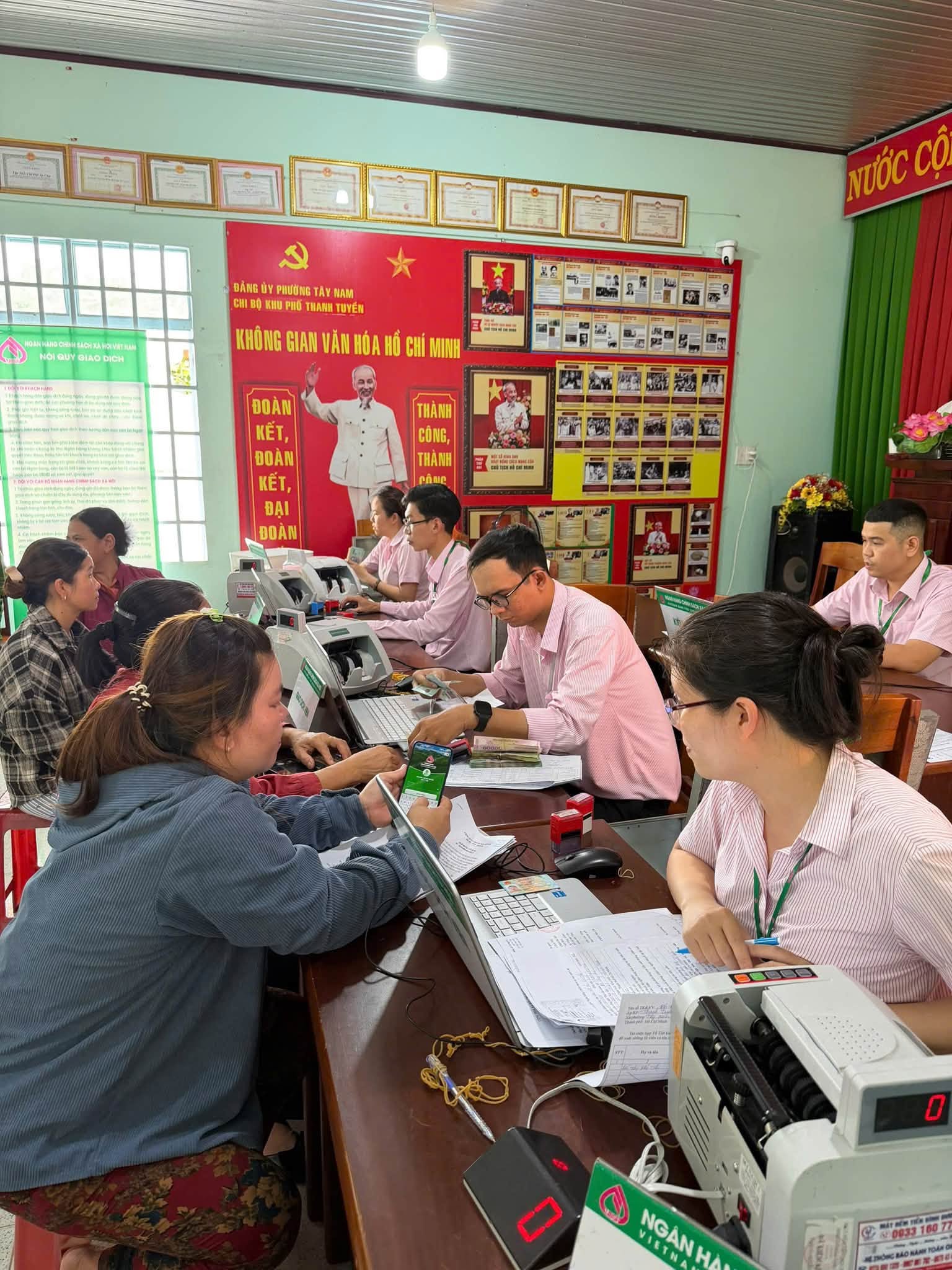Phường Tây Nam, giải ngân nguồn vốn tín dụng ưu đãi cho các đối tượng thụ hưởng trên địa bàn phường