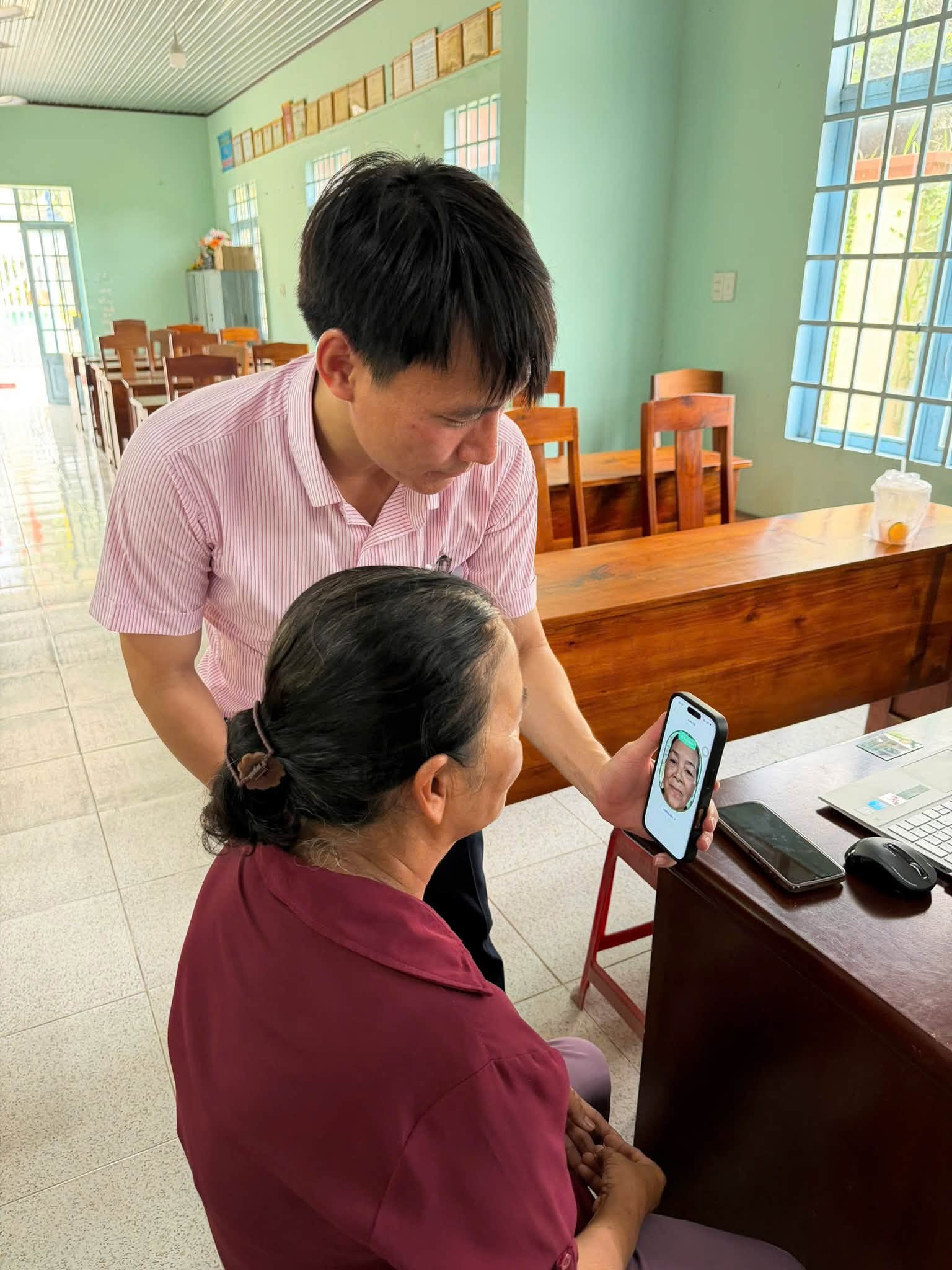 Phường Tây Nam, giải ngân nguồn vốn tín dụng ưu đãi cho các đối tượng thụ hưởng trên địa bàn phường