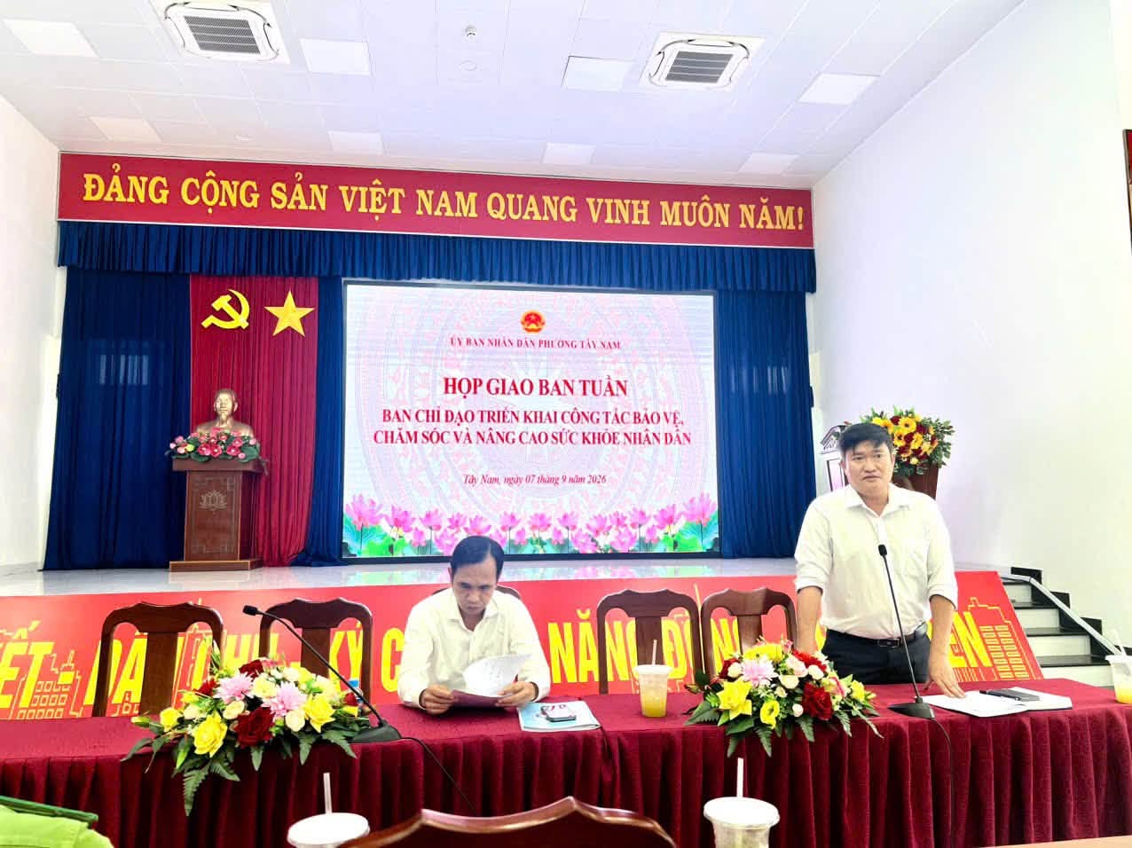 PHƯỜNG TÂY NAM HỌP ĐỊNH KỲ BAN CHỈ ĐẠO KHÁM SỨC KHỎE TOÀN DÂN, TẬP TRUNG ĐẨY NHANH TIẾN ĐỘ KHÁM CHO CÔNG NHÂN VÀ HỌC