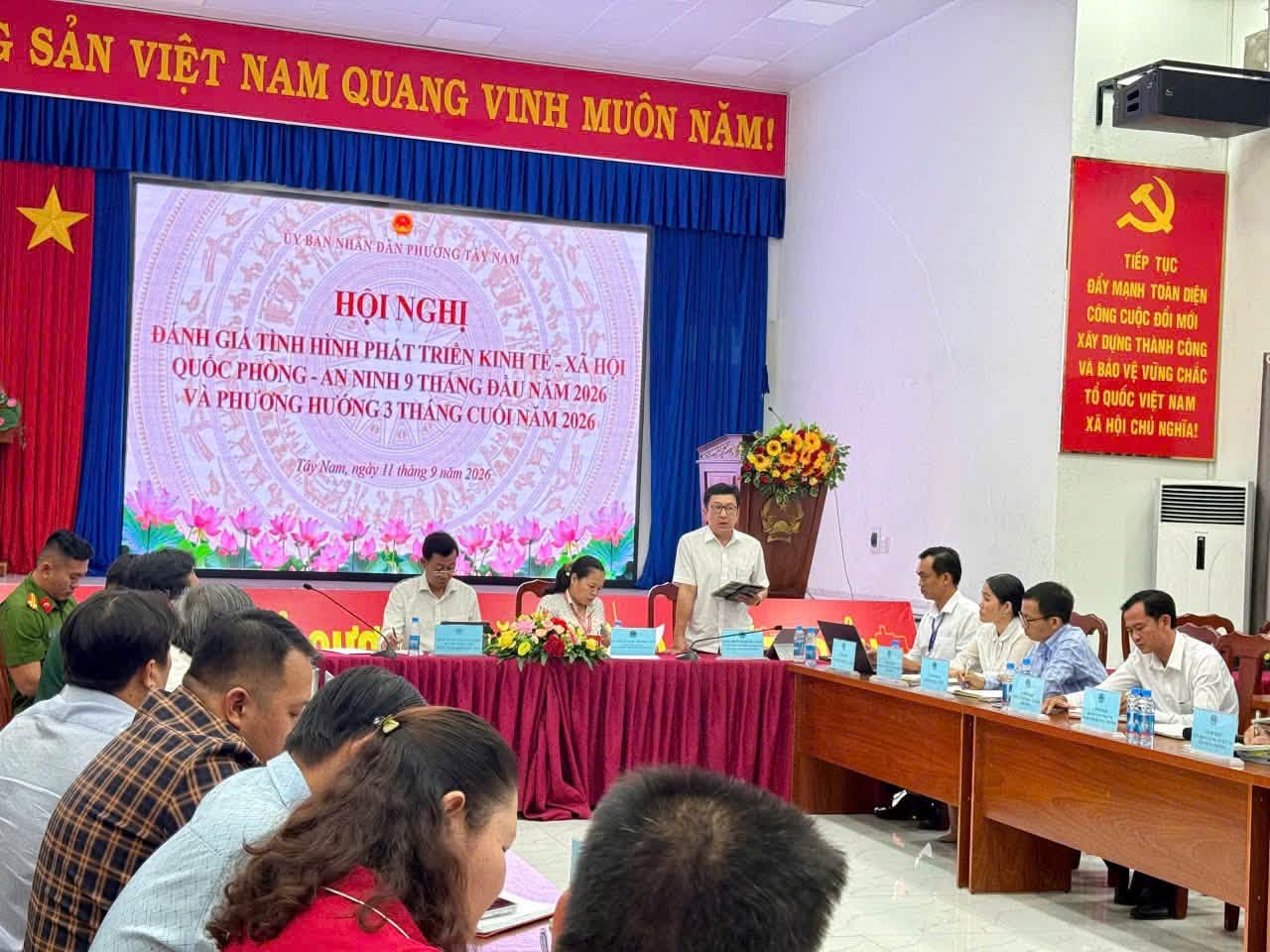 PHƯỜNG TÂY NAM TỔ CHỨC HỘI NGHỊ ĐÁNH GIÁ TÌNH HÌNH PHÁT TRIỂN KINH TẾ - XÃ HỘI – QUỐC PHÒNG AN NINH 9 THÁNG ĐẦU NĂM 2026